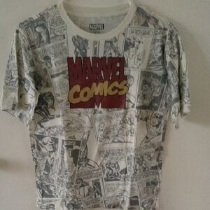 🦋BOYS MARVEL T-SHIRT 🦋